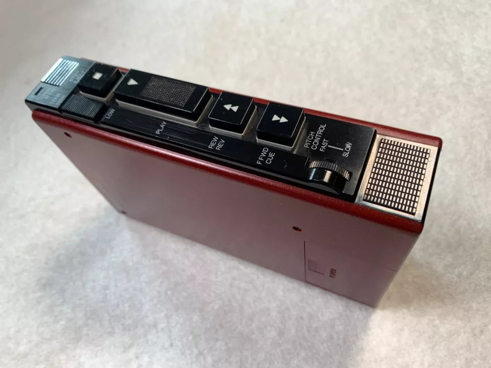 Sanyo M4440 Walkman Personal Cassette Stereo with Case & Strap