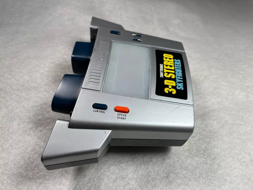 Skyfighters Tomytronic 3D Stereo Electronic Handheld Game