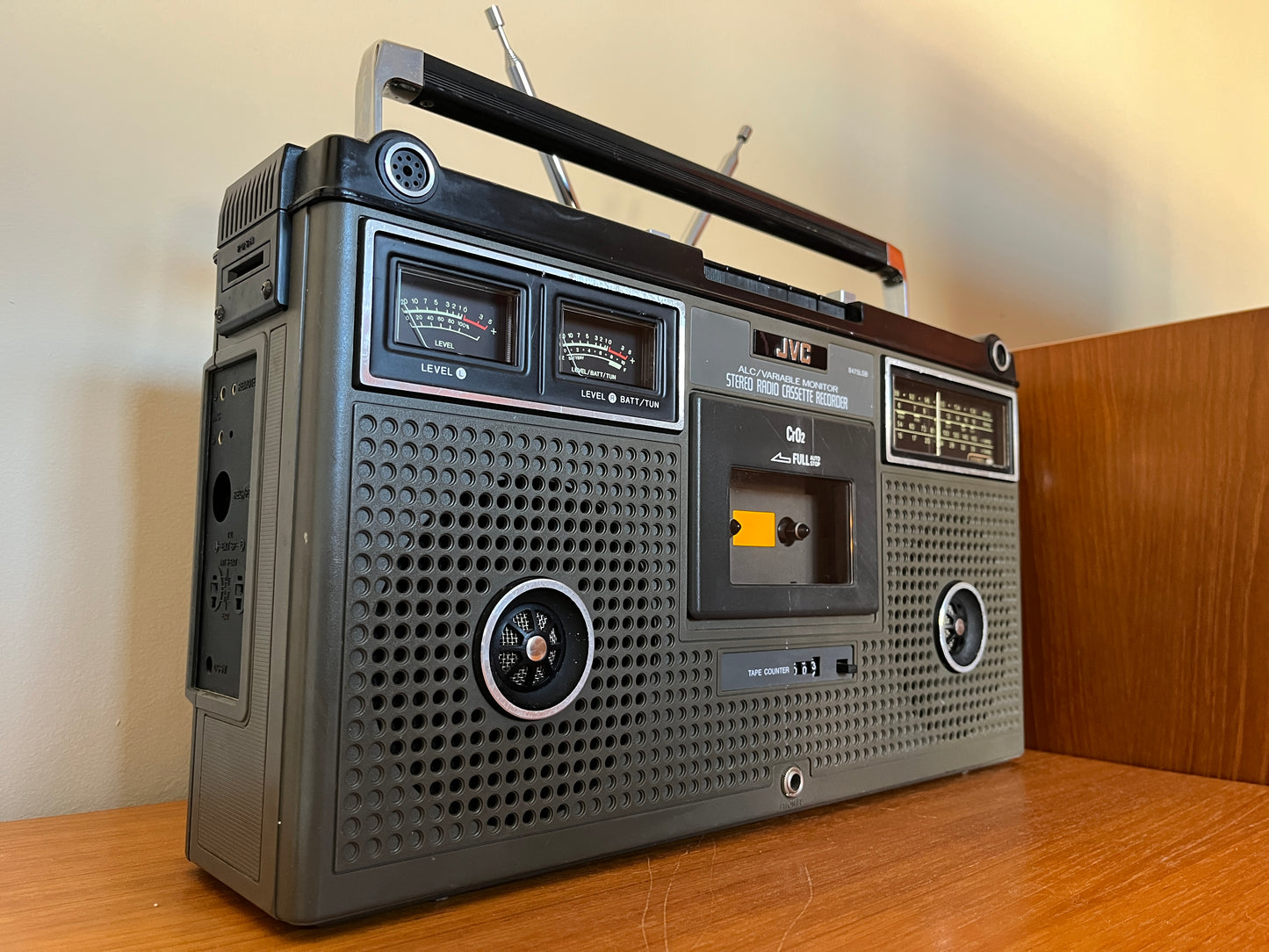 JVC 9475LSB Radio Cassette. 1970s Boombox