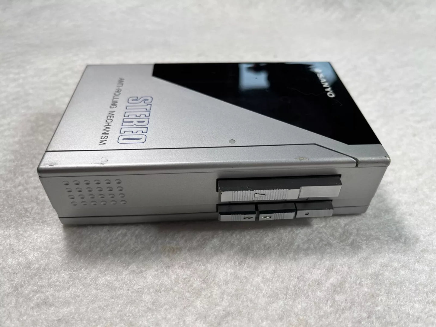 Sanyo MG12 Walkman Personal Cassette Stereo with Case