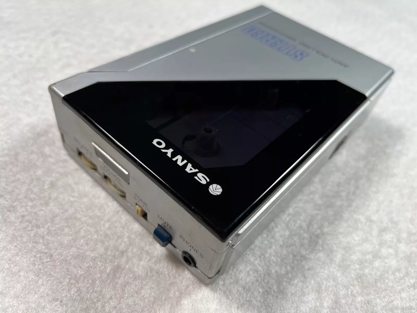 Sanyo MG12 Walkman Personal Cassette Stereo with Case