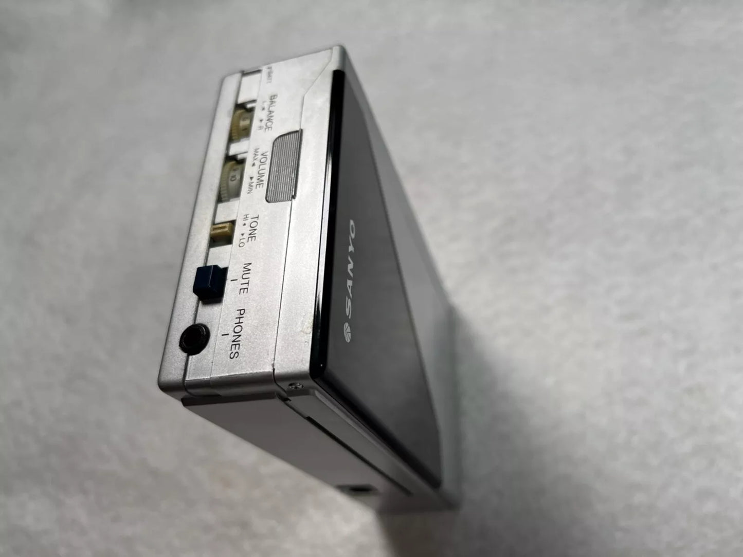 Sanyo MG12 Walkman Personal Cassette Stereo with Case