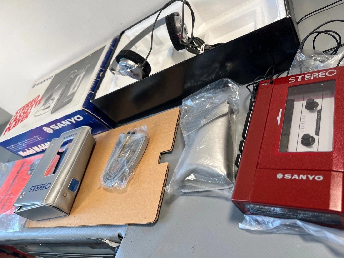 Sanyo M4440 Cassette Walkman Personal Stereo, Boxed