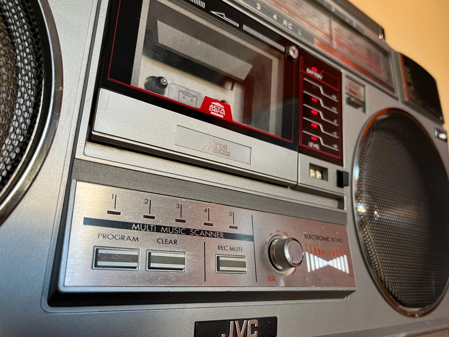 JVC RC-M50 Boombox. Radio Cassette