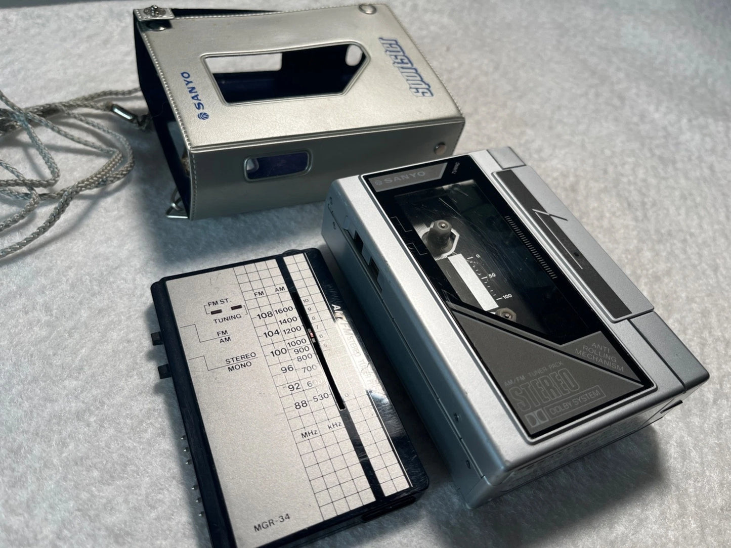 Sanyo MG34DT NEW BELT. Working Cassette Walkman. Radio Pack. Case. Dolby Metal