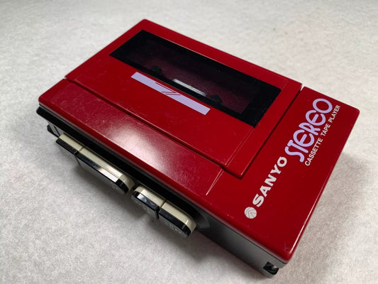 Sanyo M3330 Walkman Personal Cassette Stereo