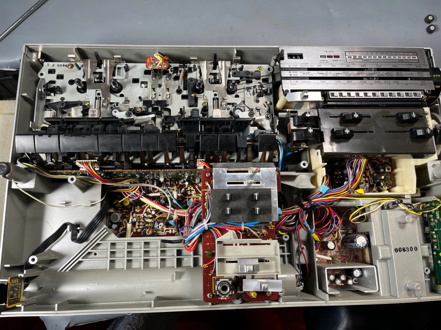 Boombox. Sharp GF-555 NEW BELTS, PINCH ROLLERS etc. 1980s Radio Cassette