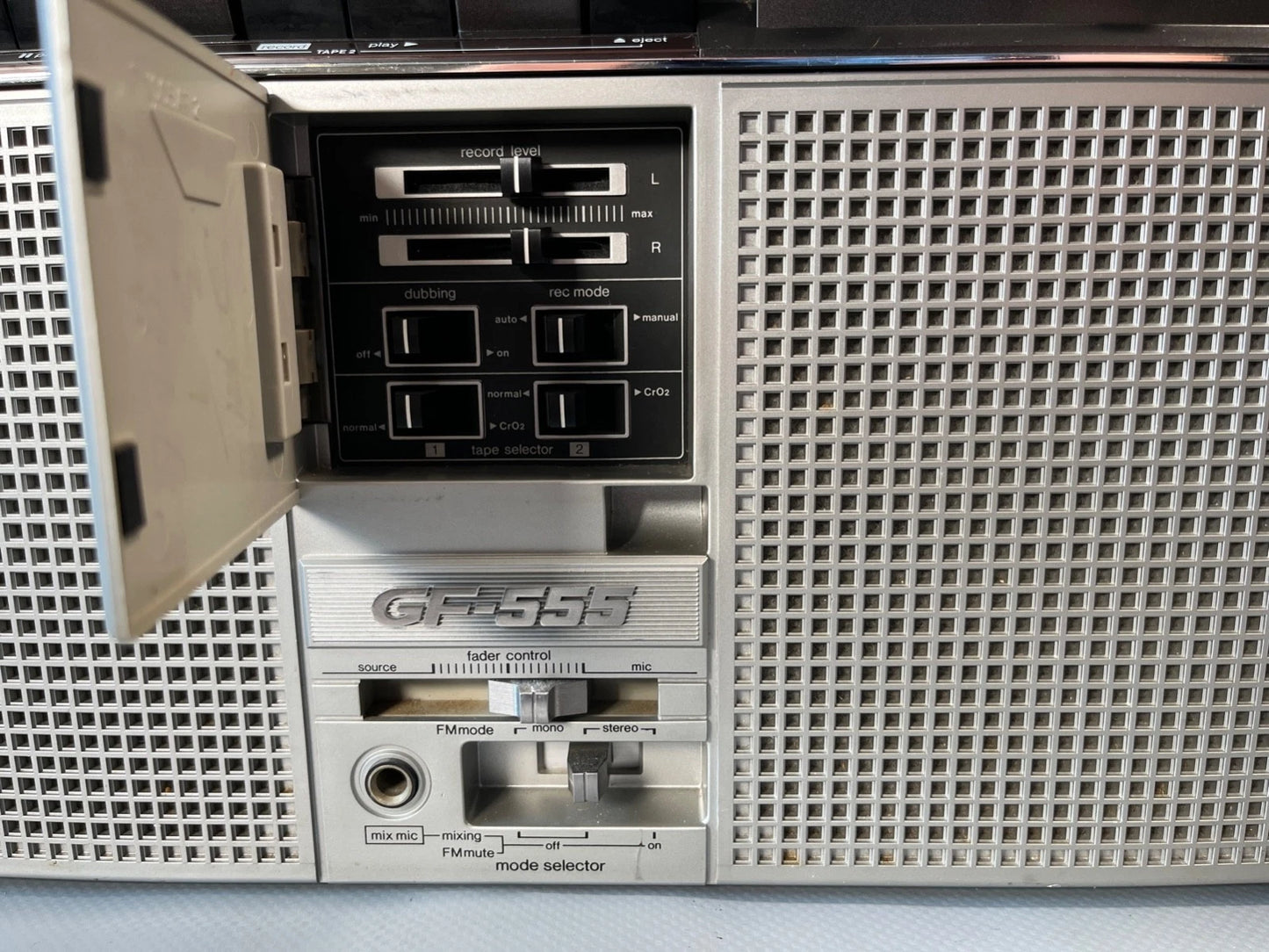 Sharp Boombox. NEW BELTS and Service. GF-555 1980s Radio Cassette. Fully Working