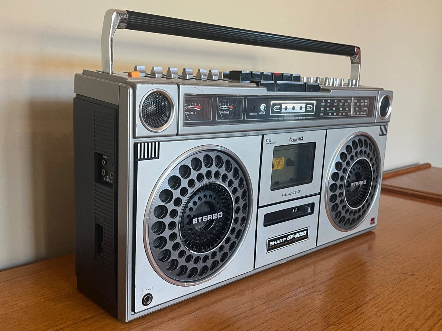Sharp GF-9090X Radio Cassette Boombox