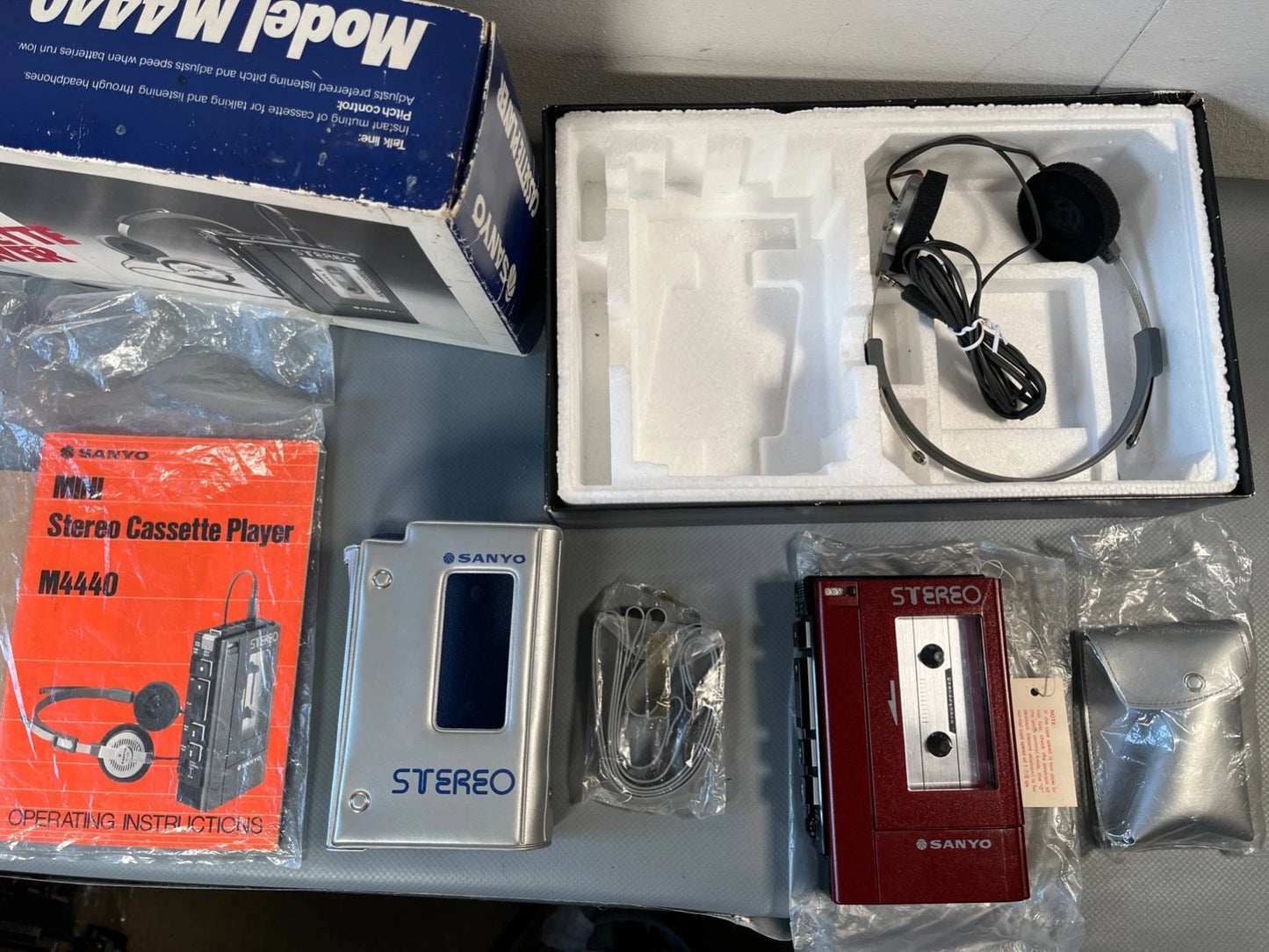 Sanyo M4440 Cassette Walkman Personal Stereo, Boxed