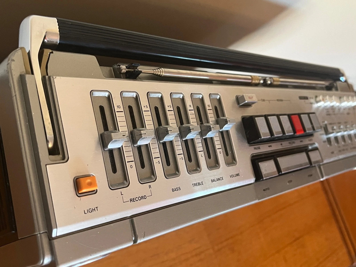 Sharp GF-9090X Radio Cassette Boombox