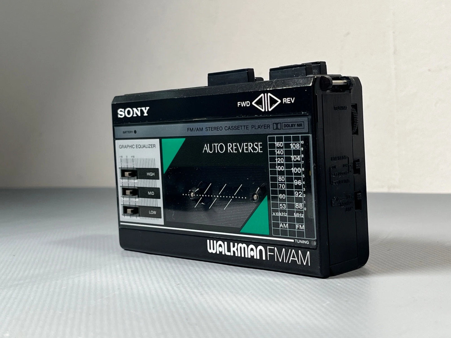 Sony WM-F18 / F28 Radio Cassette Stereo Walkman