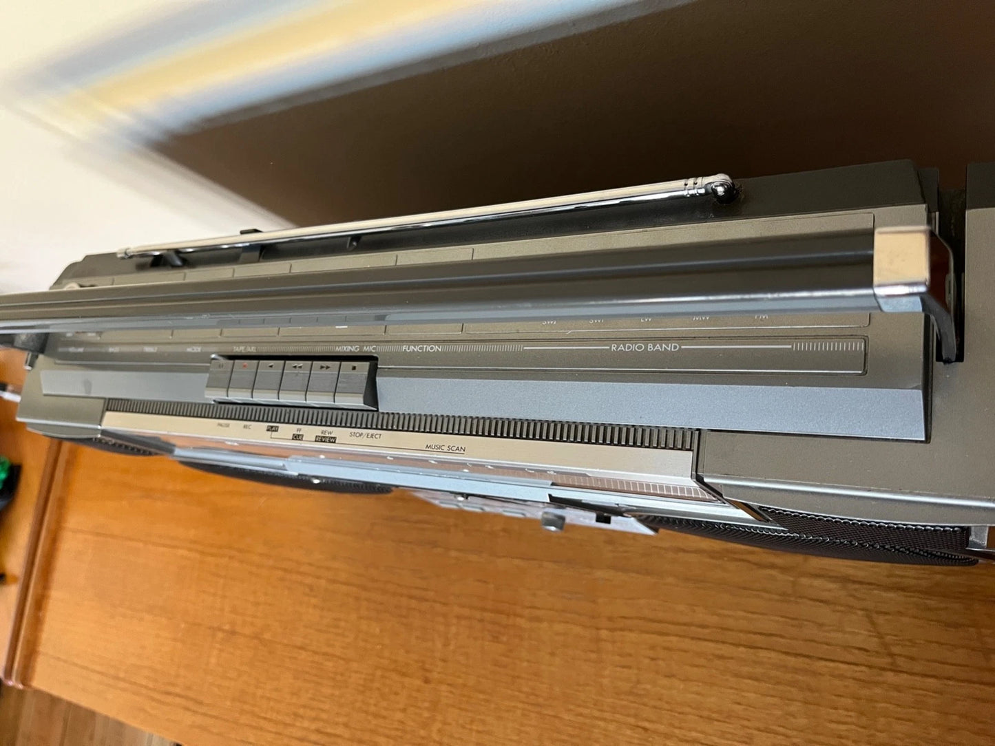 JVC RC-M50 Boombox. Radio Cassette