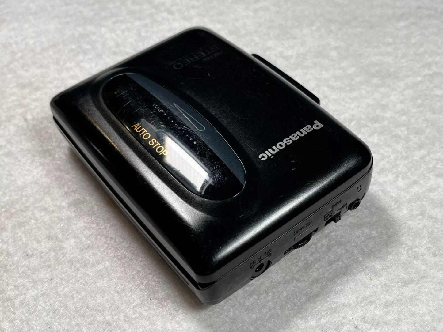 Panasonic RQ-P30 Walkman Personal Cassette Stereo