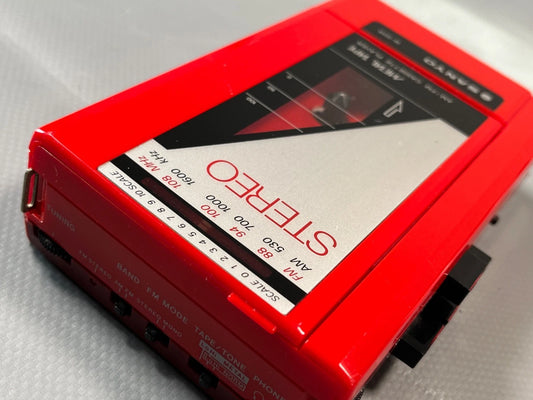 Sanyo MG31A Radio Cassette Personal Stereo Walkman
