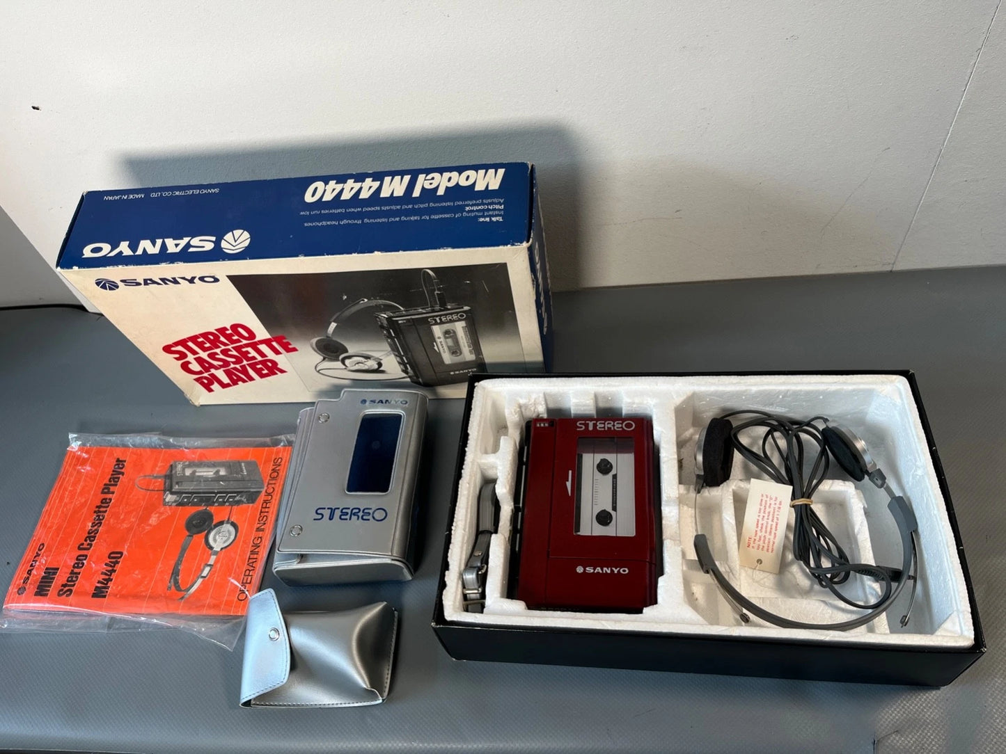 Sanyo M4440 Cassette Walkman Personal Stereo, Boxed