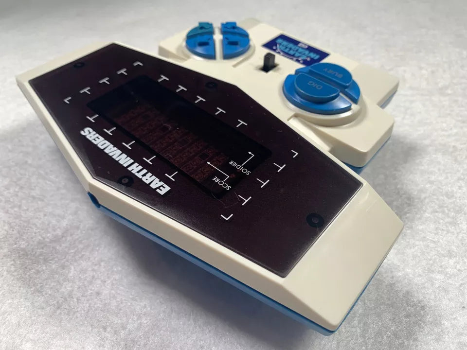 Earth Invaders CGL Handheld Electronic Game with Box & Instructions
