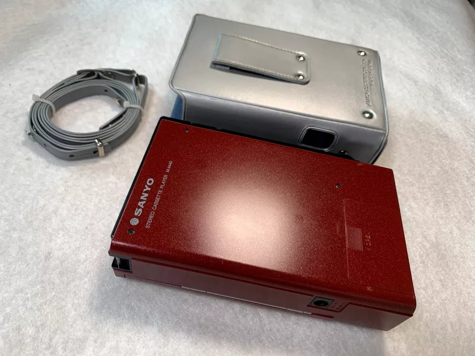 Sanyo M4440 Walkman Personal Cassette Stereo with  Case & Strap