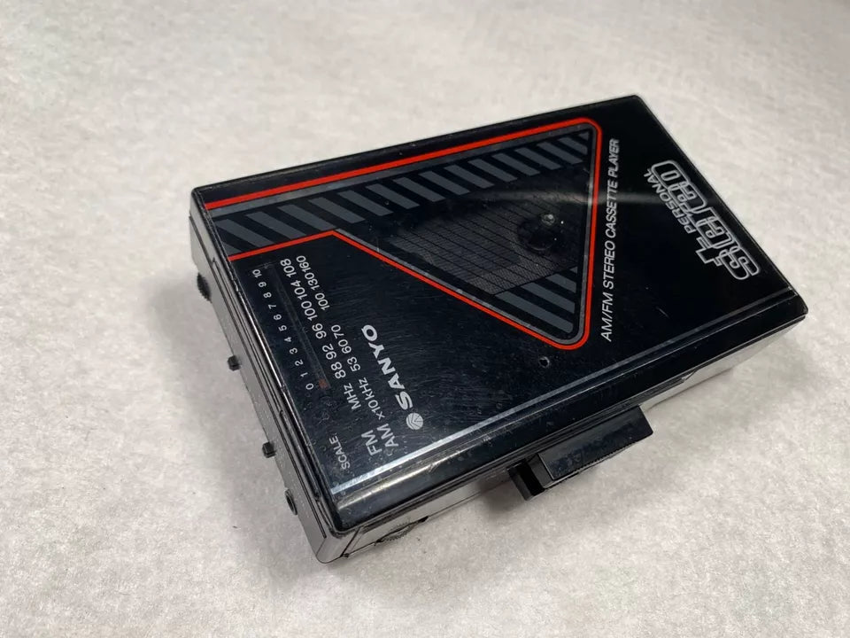 Sanyo MGR59 Walkman Personal Radio Cassette Stereo
