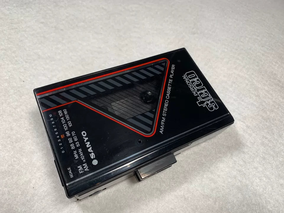 Sanyo MGR59 Walkman Radio Cassette Stereo