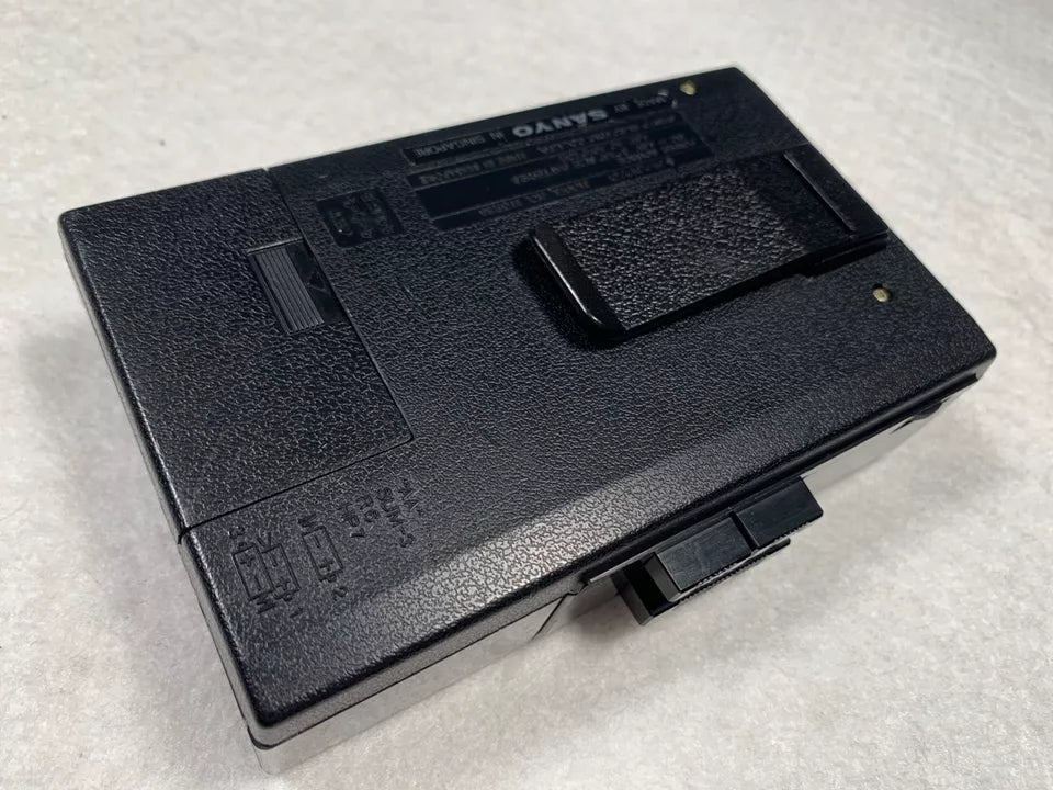 Sanyo MGR59 Walkman Radio Cassette Stereo