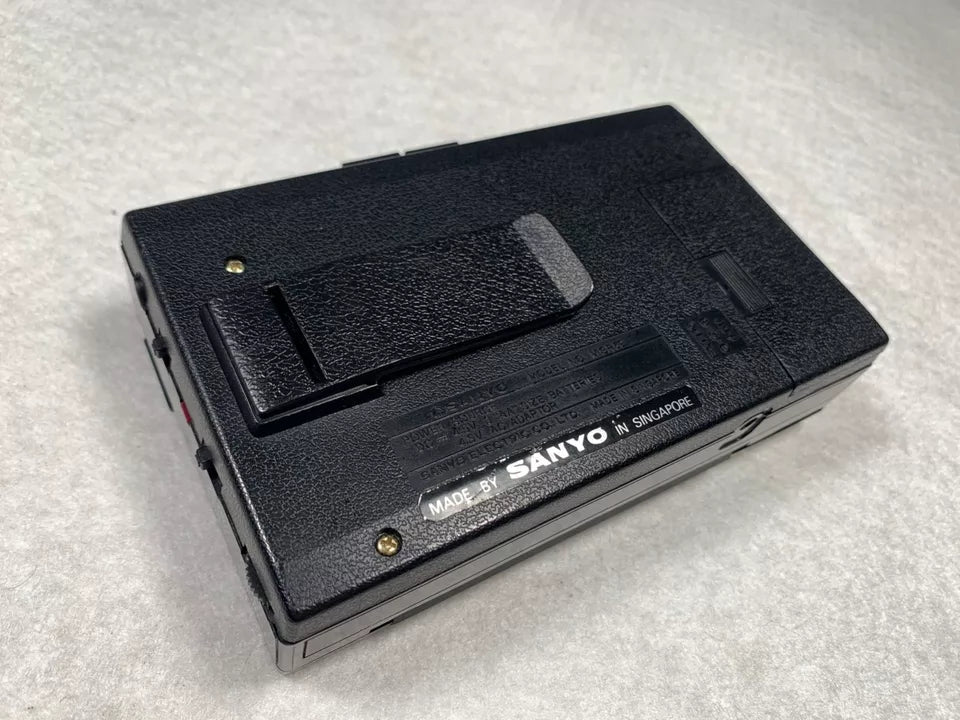 Sanyo MGR59 Walkman Radio Cassette Stereo