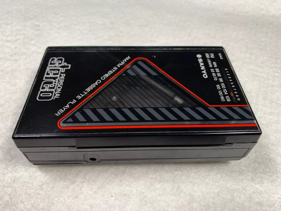 Sanyo MGR59 Walkman Personal Radio Cassette Stereo