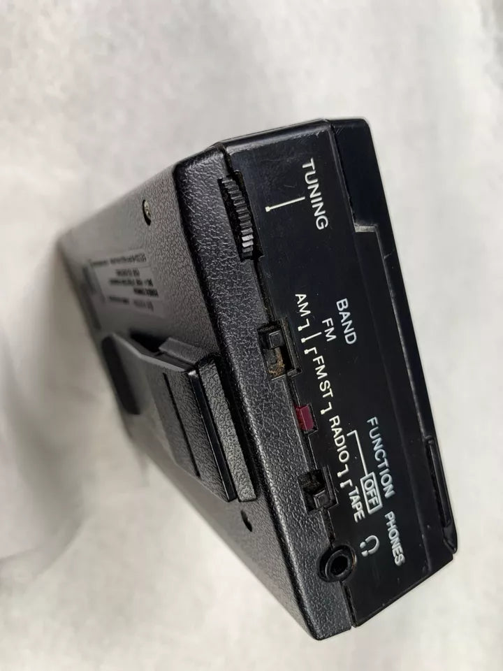 Sanyo MGR59 Walkman Personal Radio Cassette Stereo