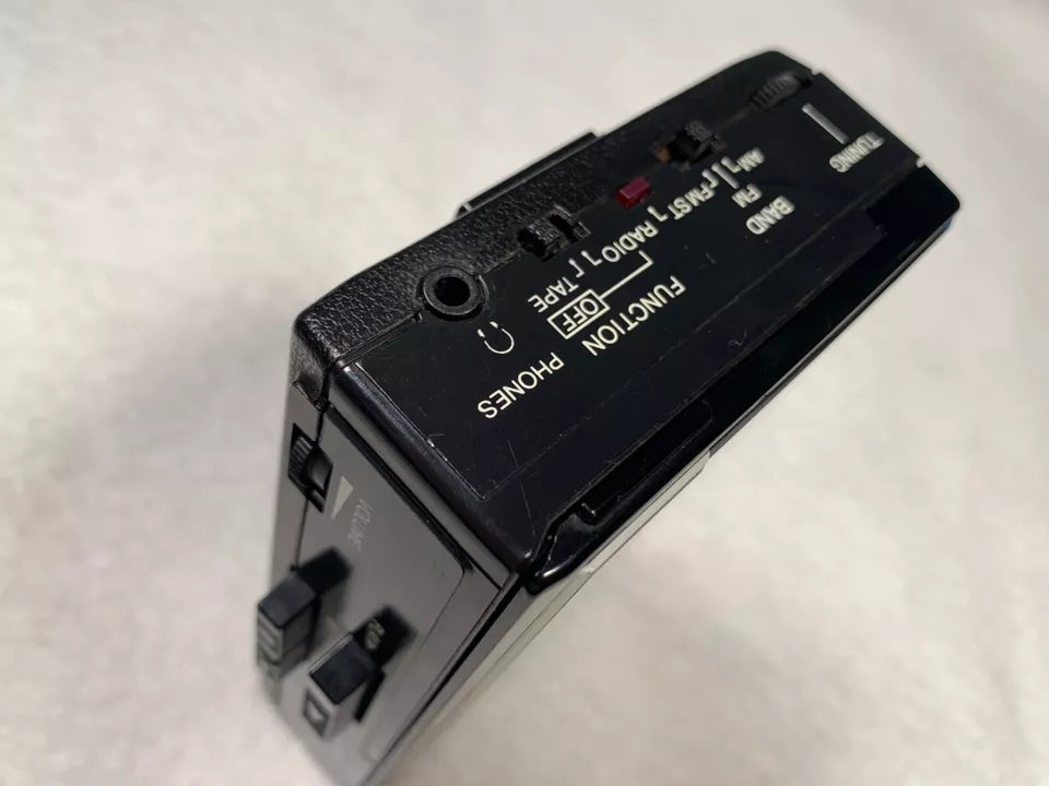 Sanyo MGR59 Walkman Personal Radio Cassette Stereo